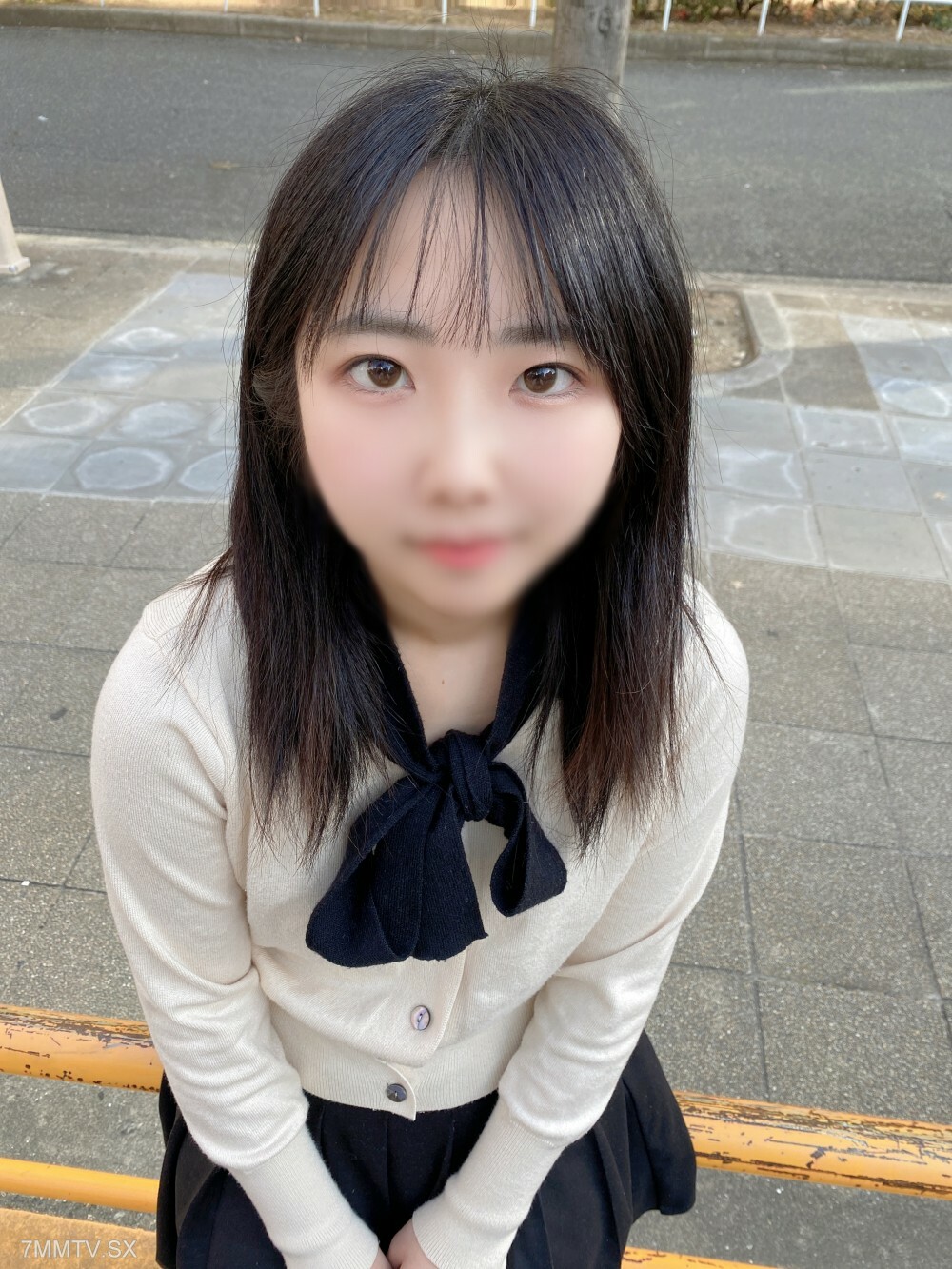 FC2-PPV-3192256 1週限定2980→1980【2作品+α/初拍】麻美酱，清纯乖巧的少女。这是奇闻趣事两次拍摄的阴道暨和摄影师的摄影。在线观看