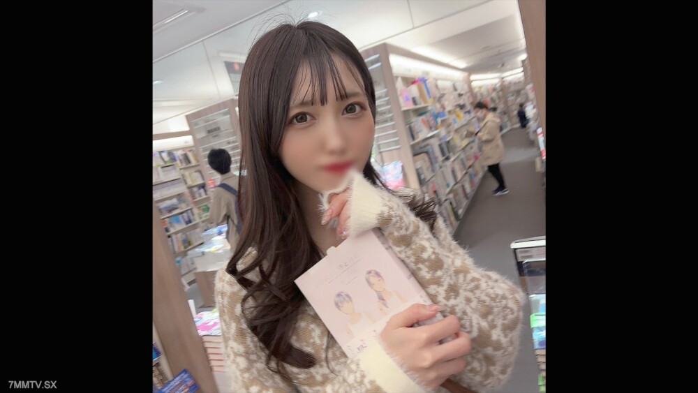 顔出し！！明日まで限定1980pt！！色白美脚の美人元看護士の歪んだ性癖・・・仕事帰りに誘い出し悶え乱れる性欲旺盛な敏感体に生中出し！！ 