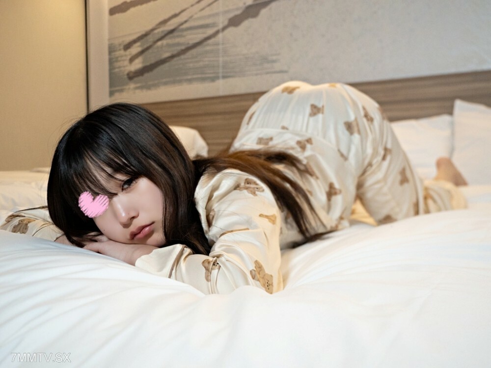 FC2-PPV-3199782 [Pajamas Monashi] Pyjamas de Oma♥ 18岁真实少女♥ 上角指法情色满满♥ 气喘吁吁的声音太可爱了感觉快要过瘾了在线观看