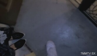 Boses ng babaeng asthmatic na nagmula sa partition wall. Sabay-sabay na panggagahasa sa bagong inuupahang asawa at anak