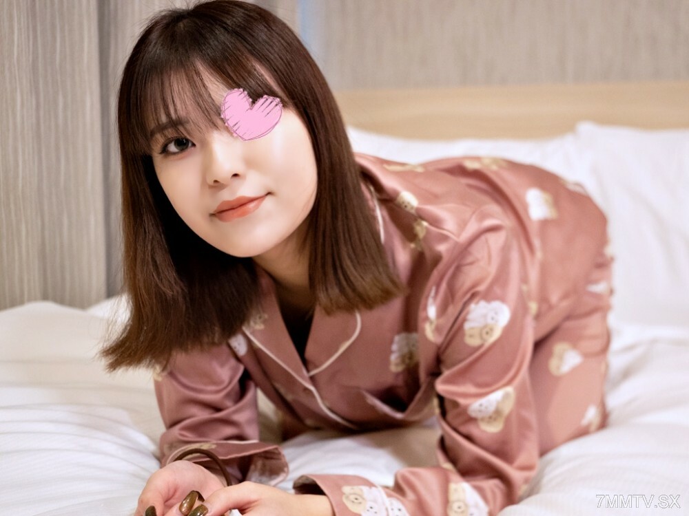 FC2-PPV-3205250 Pyjamas de Ojama♥ 一个18岁的纯正少女♥ 只是一个少女的南极永远在地上的东洋子♥ 略带倔强的青春♥在线观看