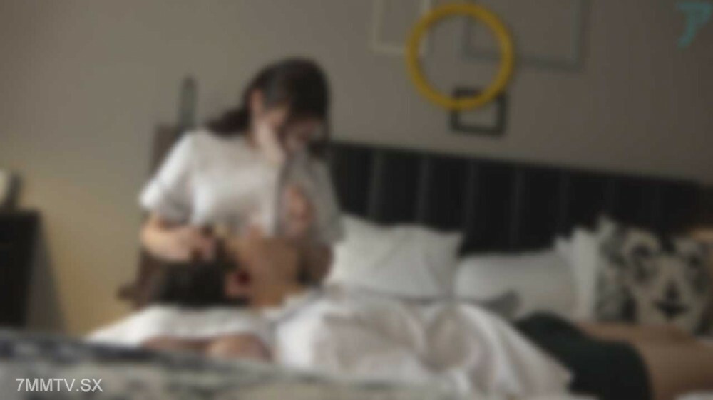 我拍了一張身穿工作服的整潔乾淨的牙科助理的 POV 照片.她沒有意識到、在她生命中的第一次原始生產中、她已經射出了一半的陰道精液。 .재나유후, 我在卡拉OK做愛時門開了......♡상호감수♡FC2-PPV-3216245