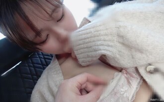我在鄉下找到的一個女孩◯生R-chan、見向後立即在車上口交、Mankupa、從串麵包的縫隙中猛烈魷魚어、我會在嘴裡射精