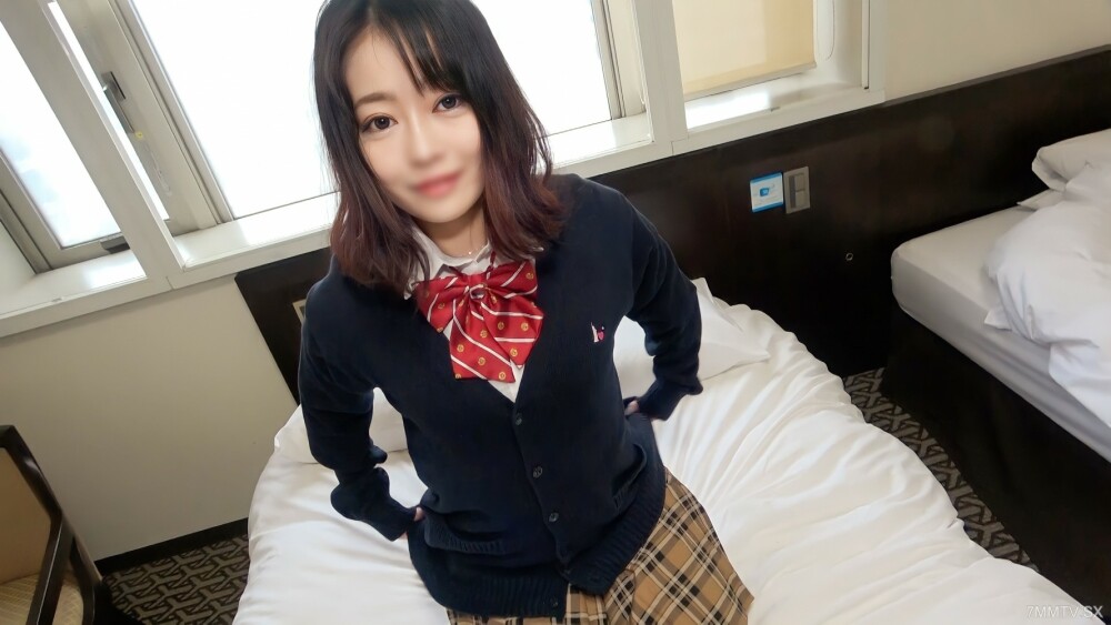 FC2-PPV-3233911 强迫症 Eri-chan（21 岁），一个纯洁无辜的女孩，穿着制服和进行性阴道射精。听一个弱女子的聚会。在线观看