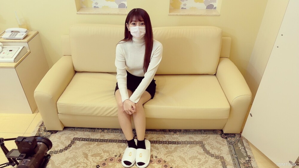 FC2-PPV-3243143 ★ 莫须有的错爬个别女人！尤其是她留着一头长发，还有一个性慾增强的妹妹。在线观看