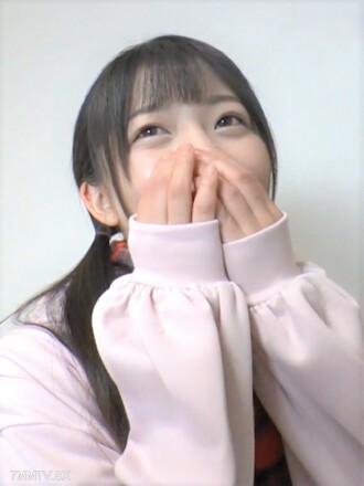 【限時12小時】著名補習班廣告史上最可愛的“那個女孩”*限量發售
