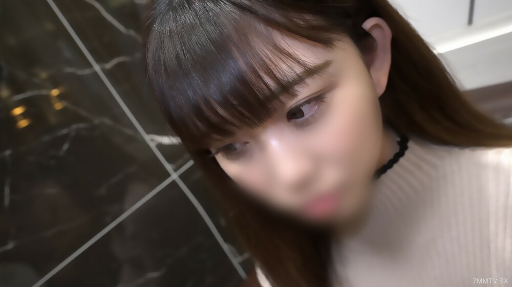 FC2-PPV-3270174 我今年18岁，春暖花开，身体却又恢復了成熟。在线观看