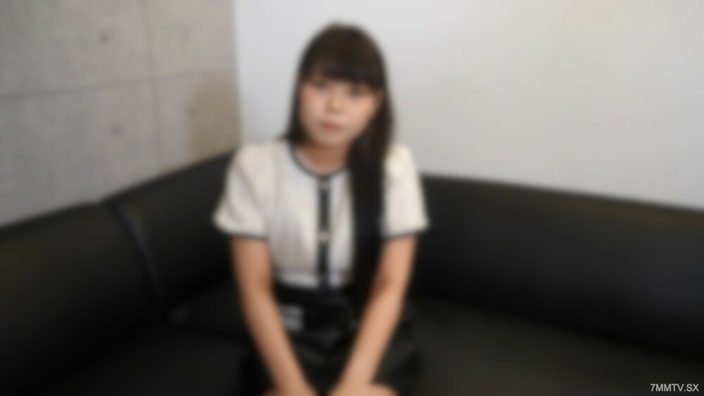 FC2-PPV-3335723 1 面容光洁的女性，新人接待员 1 女性允许同时商业伴奏 6 个人公众感觉良好 4 精液吞嚥 2 发展 4 特别批评创造的快感 4K 高图像质量 FC2 -PPV -3335723在线观看