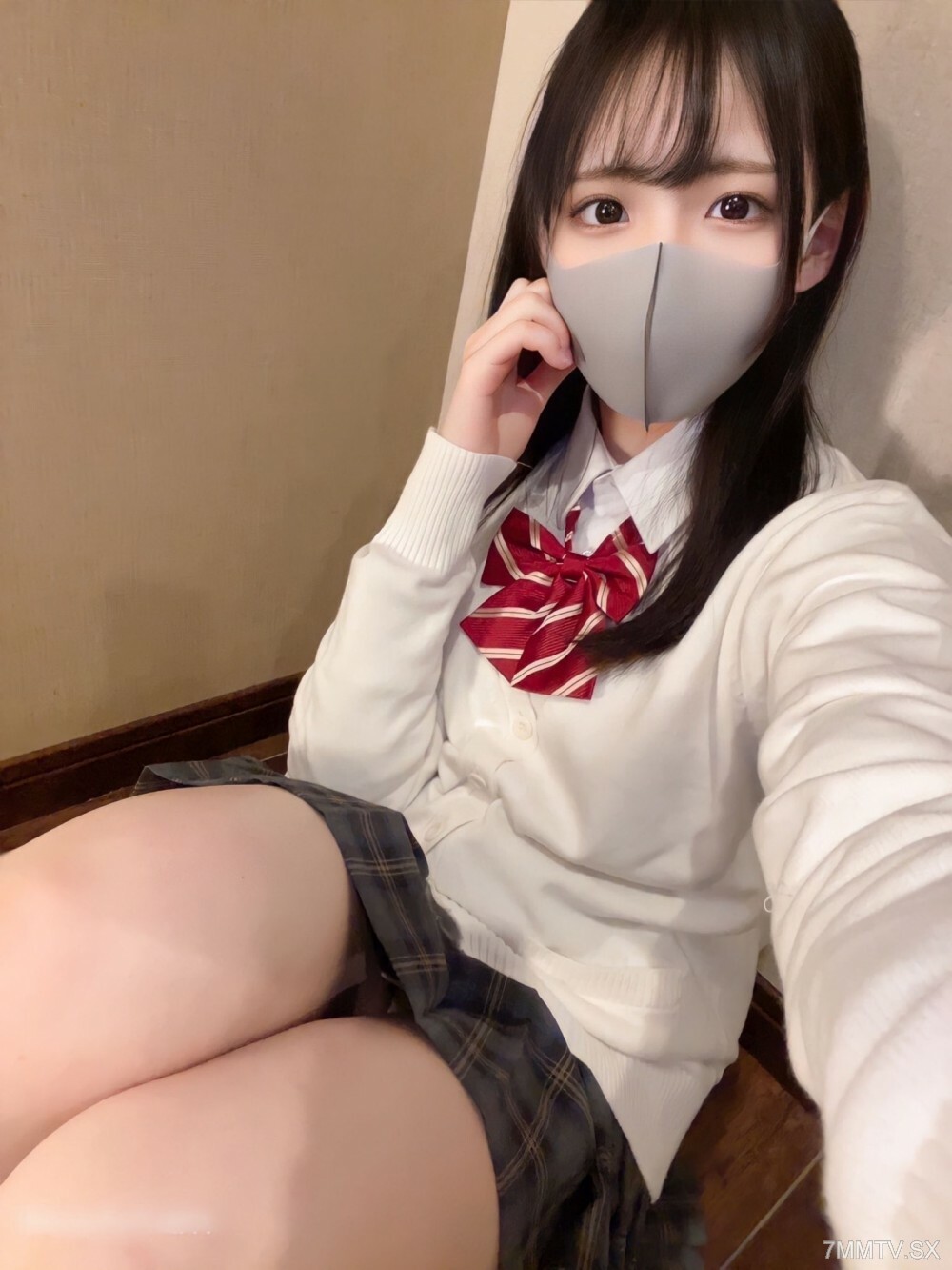 FC2-PPV-3369283 【限量发售】*优雅大衣【超危险作品*永久保存版】18岁道坂黑髮G罩杯少女！史上最伟大的天才诞生！没问题，你似乎很感兴趣。在线观看
