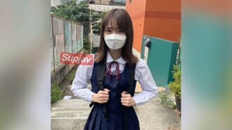 200●**Rare Genuine**Sai Mika-chan, seorang gadis cantik di tengah fase pemberontakannya, mengajarinya cara melakukan blow job dan melakukan creampie padanya. *Kami tidak bertanggung jawab atas masalah apa pun yang disebabkan oleh kepemilikan. [Ya]