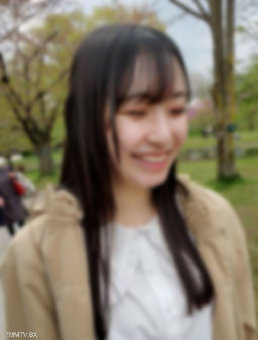 FC2-PPV-3572974 精英美女，模特，上大学，偏差72。高倍高倍高倍双骨射精宝。在线观看