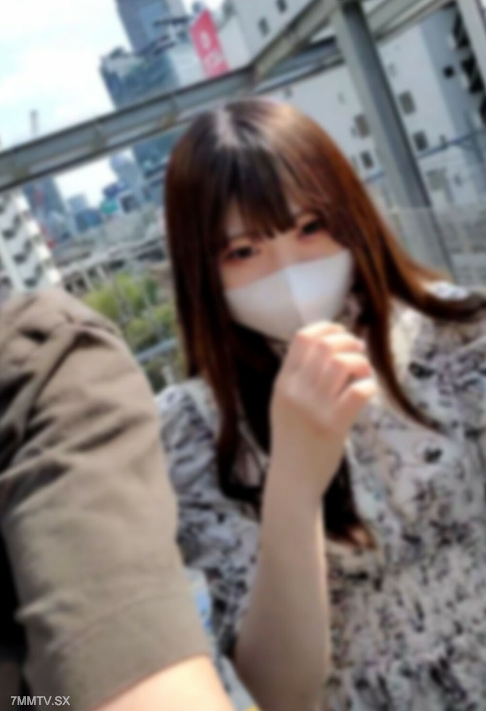 FC2-PPV-3745440 “我是一家之主，我的学费是……”一名18岁的白皮肤女子，一副第一次P活动的样子，心情紧张。不肯充当法律挡箭牌的无知女人，充满了阻碍和射精。 。在线观看
