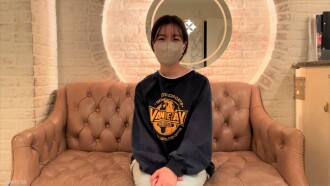 [Extra] A 22-year-old college student, looking very good in short clothes. A long-lasting electric massager for a long time. 