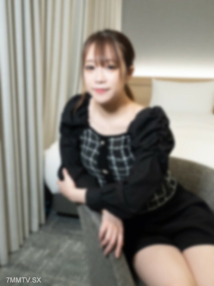 FC2-PPV-3896156 女人白皙的皮肤和胸部被强烈而淫秽地渗透。当我被指责缺席时，我在自己的处境下摆出了母牛的态度！利用女穴前排的腺液，在双腿之间达到性交的高潮。在线观看
