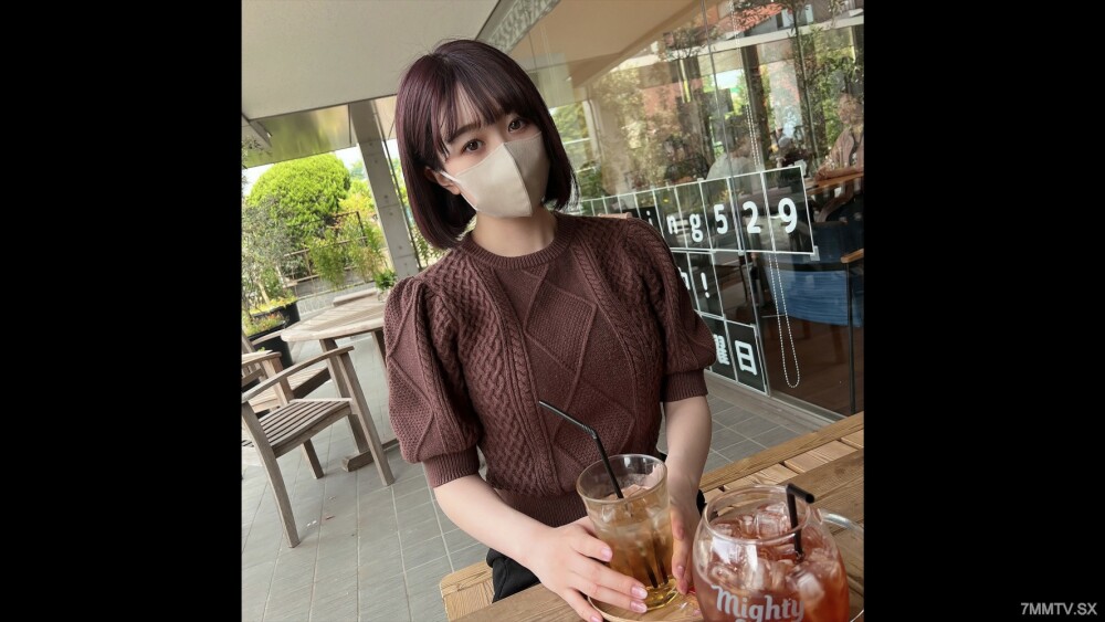 FC2-PPV-3918600 第一拍！数量有限已达！脸皮厚、天然G罩杯的悠閒一代女人◯大学死了！ ！露出美体作为惩罚，变身妹子，巨乳美女JD，连拍两弹！ ！在线观看