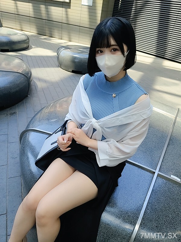FC2-PPV-3932272 Moka，25岁，我和我可爱的妻子和孩子在这里。在线观看