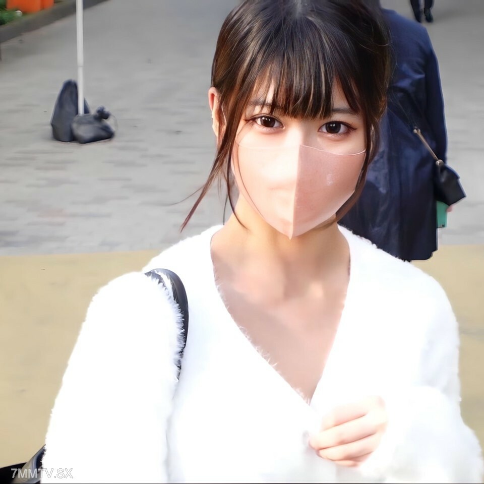 FC2-PPV-4003498 你是怎么写“所有的灯”，“什么都没有”，“890pt”，你是如何在SNS上获得视频的？ ？尴尬，尴尬，尴尬啊，萧尘真是尴尬啊！ ！在线观看