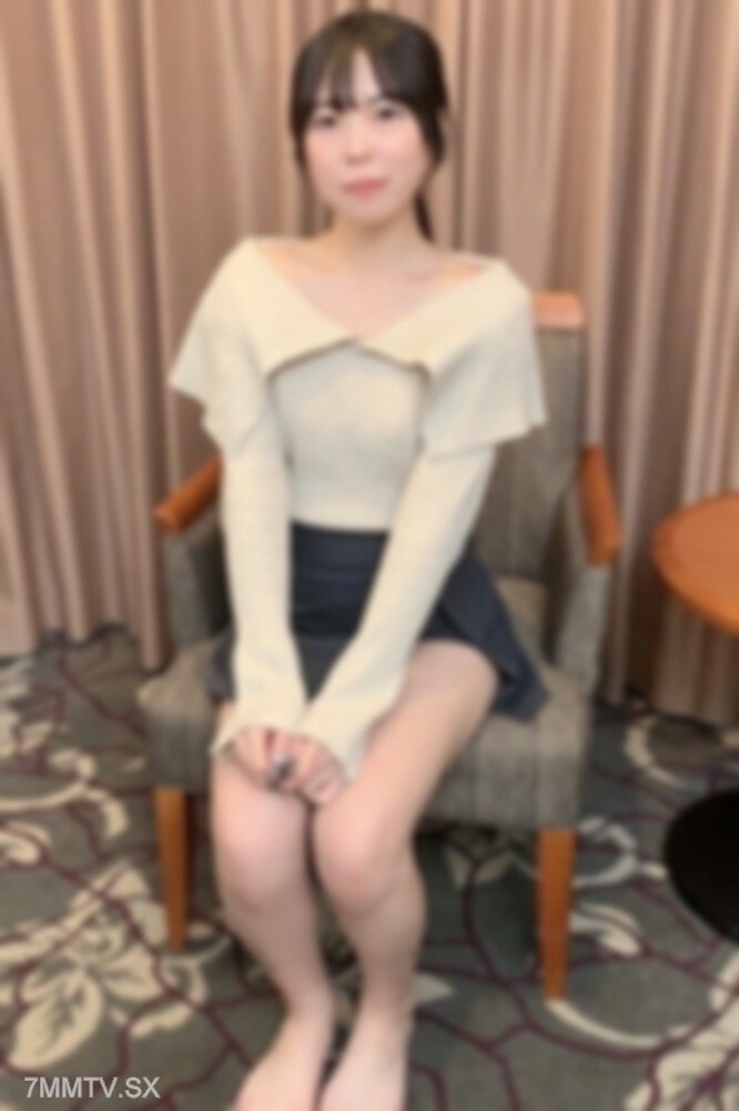 FC2-PPV-4018232 「快感～♥」19岁的情慾觉醒时刻到了！ ！第一次见面继续，第二次中出！ ！在线观看
