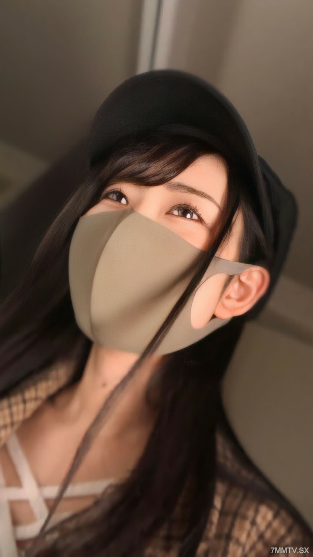 FC2-PPV-4072323 19岁躁动倾向连续二次出泪流不停在线观看