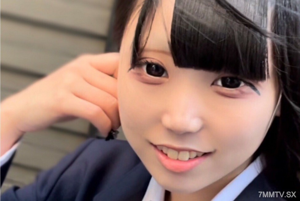 FC2-PPV-4077629 红羽，男人心中的笑点地下偶像！ ！ 18岁美穴美臀♪修学旅行途中新鲜J○集体授精！ ！在线观看