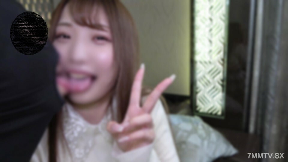 FC2-PPV-4078448 [2 作品中出第 3 次！ 】 蓝角卡莉奈奇和摄影师主演的三人性爱故事。 ♪“我开枪了！我开枪了！我开枪了我的生殖器......♡”在线观看
