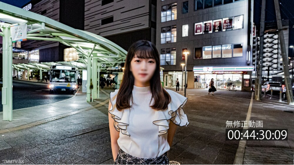 FC2-PPV-4118706 在朋友网路上获得的平均品质商品。你到达一千英里之外的姚了吗？请判断。体内射精在口内射精。在线观看