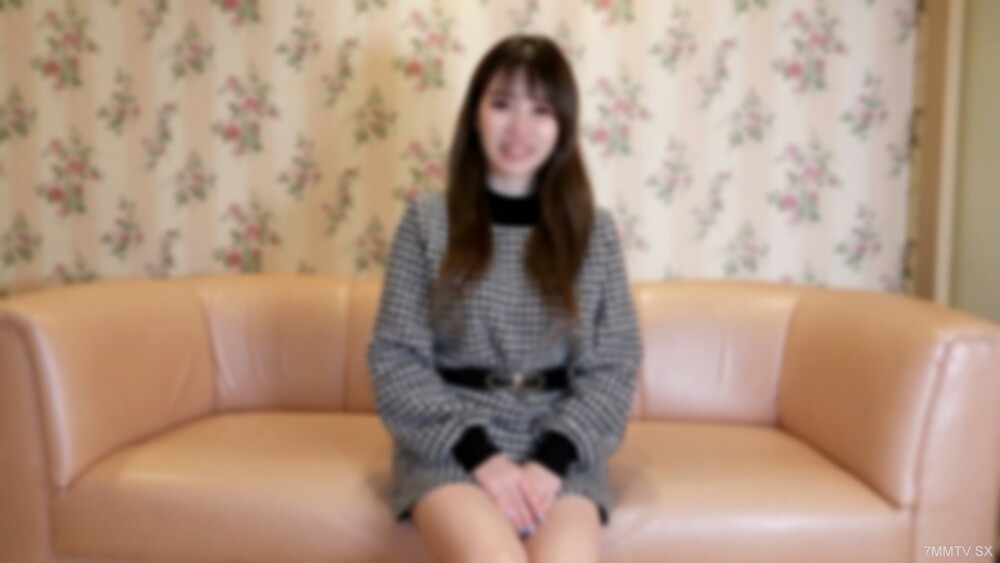 FC2-PPV-4245550 第一次射精！国外豪华列车上工作的美女艺人身材彻底变样，性感至极！大叔的天然唾液乳液都被挤了～哈哈 床上摸索其他乳头，其他乳头都被摘掉了⤵ *高品质在线观看
