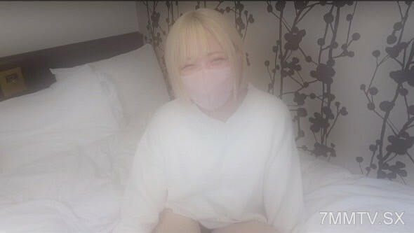 FC2-PPV-4270459 [Un] 第一矛！来吧，一个小妹妹！高谷，一个金髮白髮的女人，以爬行的姿势，有着极其色情的感觉。指控是我怀孕了，所以我很兴奋，最后的目的是射精。 *可用评论奖金在线观看
