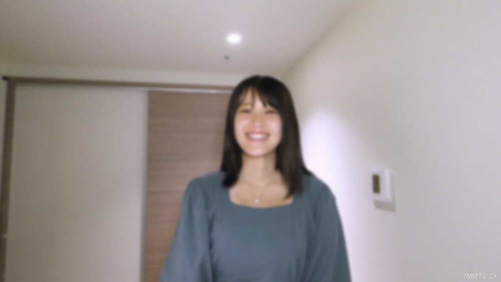 FC2-PPV-4289183 【美腿】D罩杯、大腿修长、身材健康的美女。前偶像狭小女人穴的射精。一个射精强迫症和凶猛的老人。在线观看