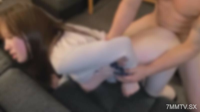 FC2-PPV-4305428 【个人】看着金牌有很多回忆的大胸老太婆。然而，在我第一次与你接触的过程中，在回归的过程中，对方的态度突然改变了，我发现自己没有了自我意识。在线观看