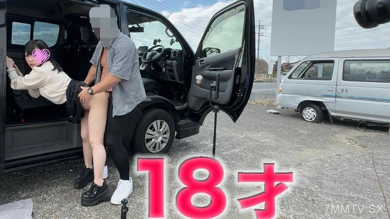 FC2-PPV-4328059 完美的光泽！ 18岁，现大学生，任职于超有名的女仆事务所！ 3.第一次异性恋，连续IKI落在一条小町，雪人来1m！ NTR、背叛、尹多基第二环「个人拍摄」个人节拍409 fc2-PPV-4328059在线观看