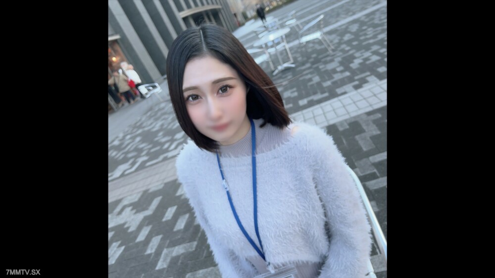 FC2-PPV-4396490 Shojibisutatsu/外面！限时3天！拥有优雅美乳的办公室女郎，吸引别人目光的世界第一美人……不受控制的性感觉，却暴露得极其粗俗，连续的Raw Daginal Cum Shot！ ③在线观看