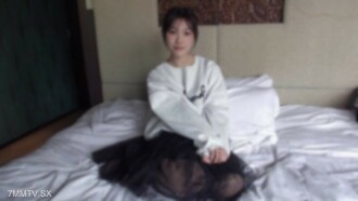 D -CUP美麗的乳房和20年幼兒園老師和成人的性教育。原始的插入豐滿而舒適的剃須巢中！審查福利/口交射精！