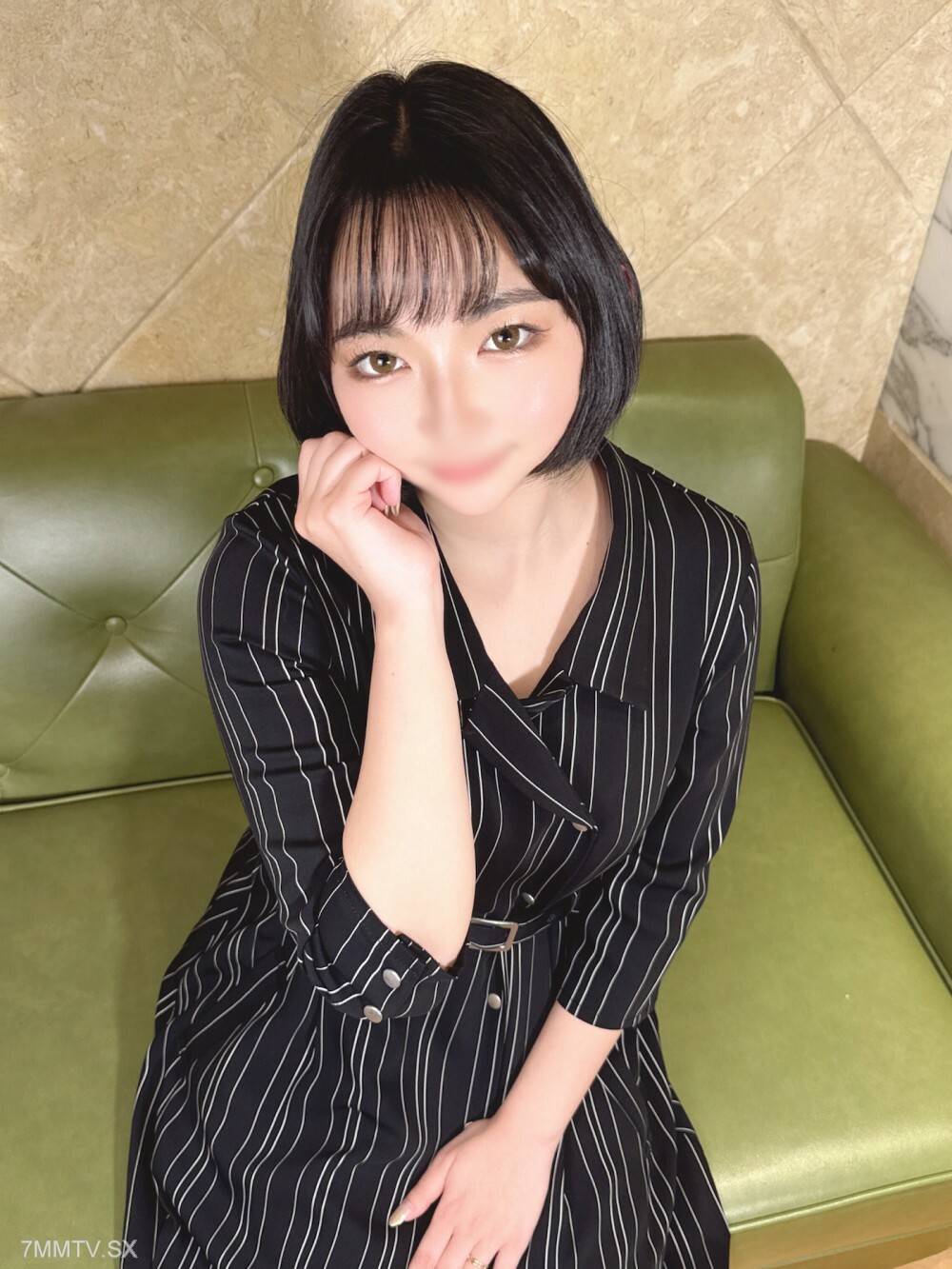 FC2-PPV-4401790 有史以来最着名的艺术家之一♡禁止20岁猥亵女性以黑暗方式拍摄♡在线观看
