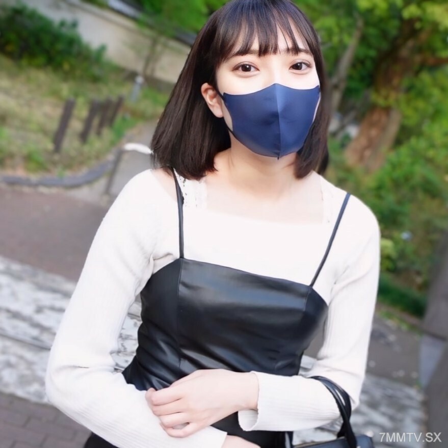 FC2-PPV-4484174 FC2-PPV-4484174 “现在的特殊身份”“完整的方面”“龚村是从村子里来的，所以才知道我有城市的知识！”我与男人发生性关係已经三年多了。