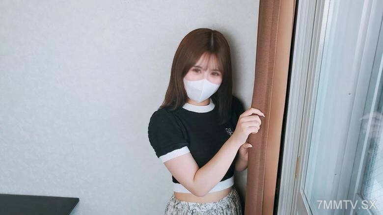 FC2-PPV-4516756 *新季半价！史上最优惠价格** 18岁！ OP 是一条即时阴影路径，好吗？在线观看