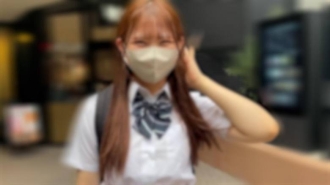 [Pemotretan pertama] Saya minta maaf karena telah melakukan creampie pada seorang gadis jangkung berusia 18 tahun dengan pacarnya...