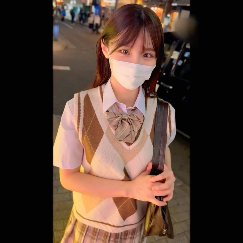 FC2-PPV-4530795 【麦当娜在课堂】偶像级18岁中出集体中出案出炉在线观看