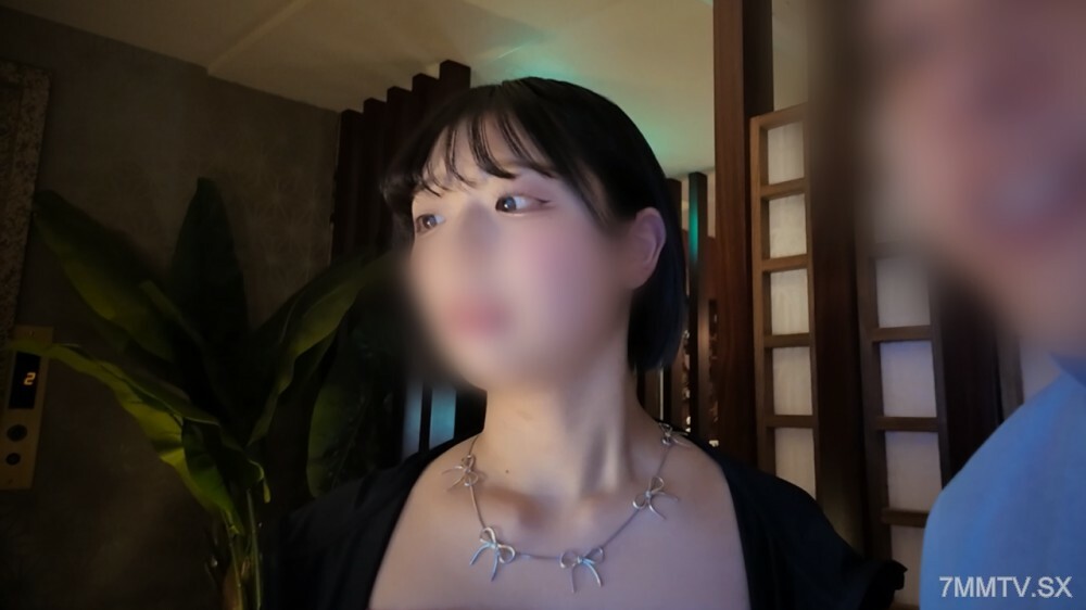 FC2-PPV-4534527 受多云潮流影响。塔坦，18岁。电子牛鱼确认收货！第二次入侵，无法无天的入侵。 *环9-18在线观看