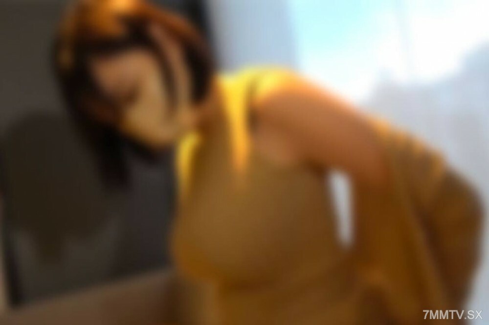 FC2-PPV-4547252 故事的阴暗面：“一个已婚妇女带着一隻难以置信的破碎的山麻雀在铁路上的赌博窝里享受孤独的快乐”在线观看