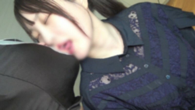 FC2-PPV-4561059 【第一炮】19岁人文E罩杯美臀M./Su./me.对于一个出名的小穴来说，有一个早洩的男友是不够的。 我男友第一次秘密内射性爱。在线观看
