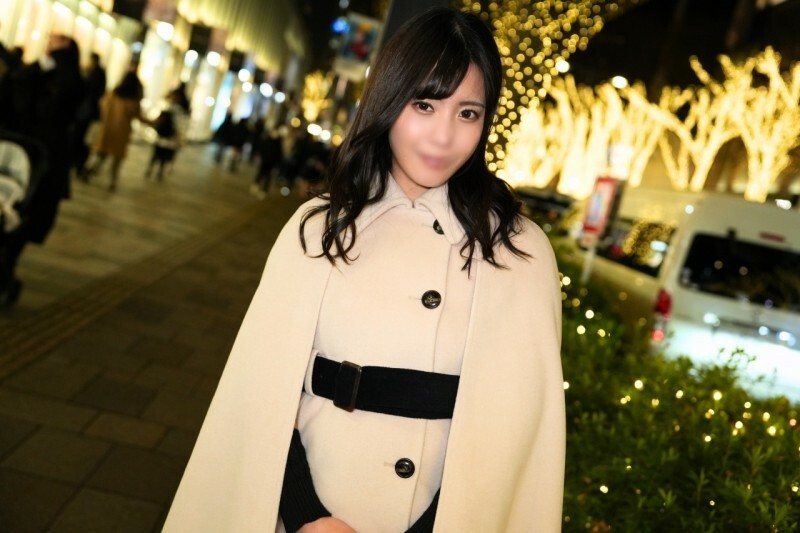 FC2-PPV-4564870 【数量有限首次50%折扣】让男人疯狂的潮吹美女！体内射精到你想要一次又一次射精的神奇原始阴道！ 【回顾福利】在线观看