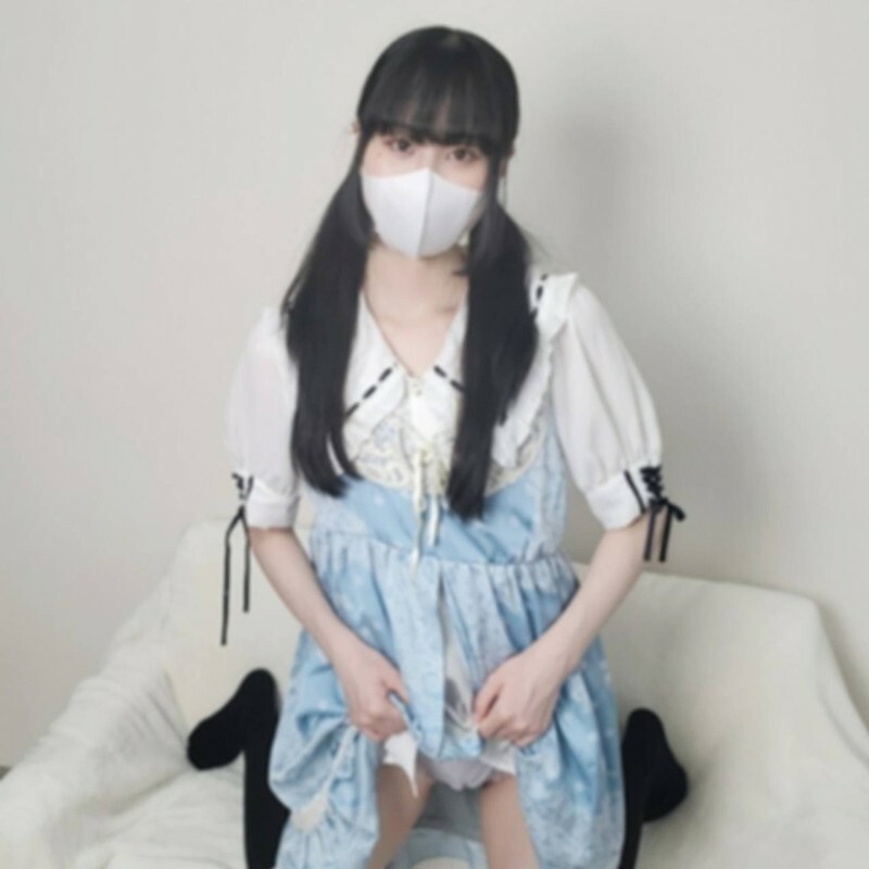 FC2-PPV-4574491 ♡半价截止11/24【无码/全素人】19岁合法地下偶像初出茅庐，好听话认真！即使被变态的中年男子舔遍全身，把粗大的鸡巴拧进未发育的紧緻男人身上，她仍用可爱的声音呻吟♡在线观看