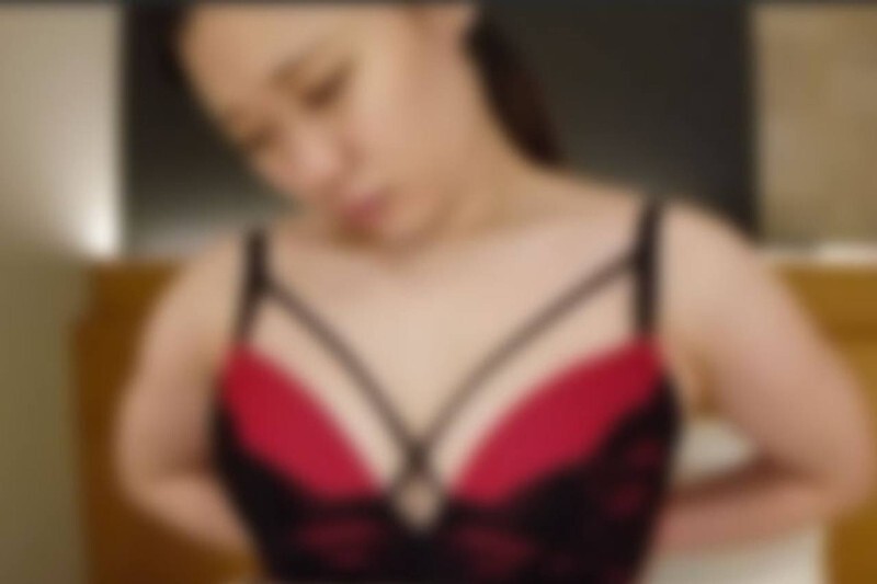 FC2-PPV-4591590 *75％OFF直到1/3* [素人个人拍摄] [露脸] [中出] 皮肤白皙、顺从、嫉妒的女人在厕所自慰在线观看