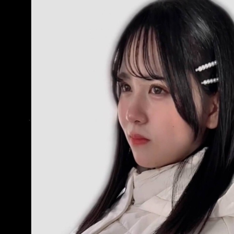 FC2-PPV-4593593 【圣诞特价】高GAKU历史，整齐的18岁隐藏母狗在线观看