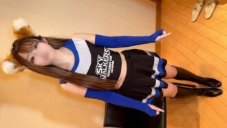 FC2-PPV-4596284 FC2-PPV-4596284 【第一部】四位擁有可愛聲音和動作的可愛女僕型美女，穿上狐狸裝後更加妖嬈，還帶著超級色情的表情，正在給Hyottoko口交——第一部分