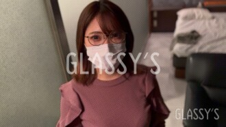 FC2-PPV-4623177 #10 日本眼鏡巨乳美女連續口爆射│GLASSY'S