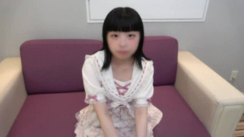 [Erstes Shooting] Erwachsenensperma wird in die berühmte Vagina injiziert, die in keinem Verhältnis zum weißen, durchscheinenden Körper eines Candy-Idols steht.在线观看