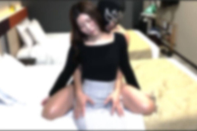 *Erstkunden erhalten nur bis zum 31. 3930 Punkte → 786 Punkte* [Gesicht enthüllt] [Pornografie] [Creampie] Die verheiratete Frau, der ich seit über 10 Jahren Geld leihe, ist endlich mit ihren Rückzahlungen in Rückstand geraten. Ein lang erwartetes Sexvideo mit einer verheirateten Frau mit einem erstklassigen Gesicht und Stil. Eine wunderbare Person, die nie enttäuscht在线观看