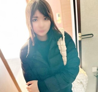 FC2-PPV-4660423 【完全沒修剪】當脫下認真開朗的瀨戶前社長的內褲時，驚訝地發現她擁有超出我們預期的超濃密毛髮！ ️「很丟臉所以別看♡」甜愛濃乳中出♥